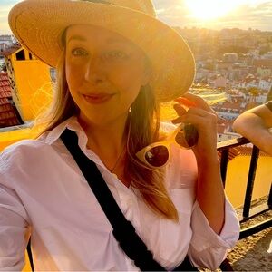 Meet your Posher, Alex